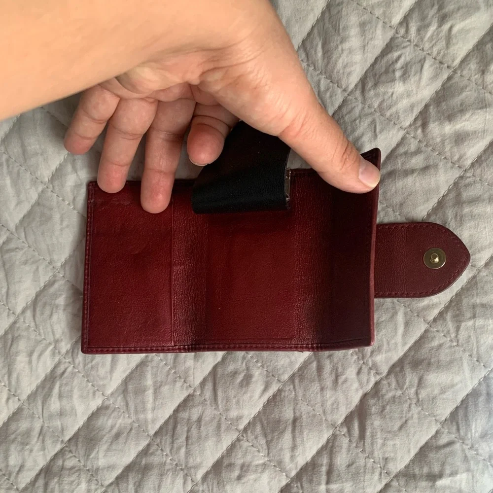 Authentic Gucci key case - Picture 5 of 12